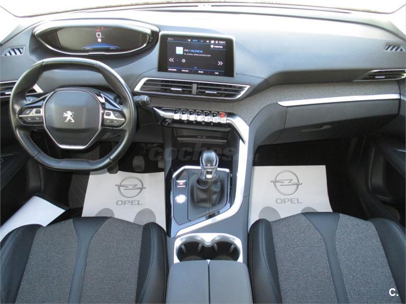 Peugeot 3008 Allure Puretech 130