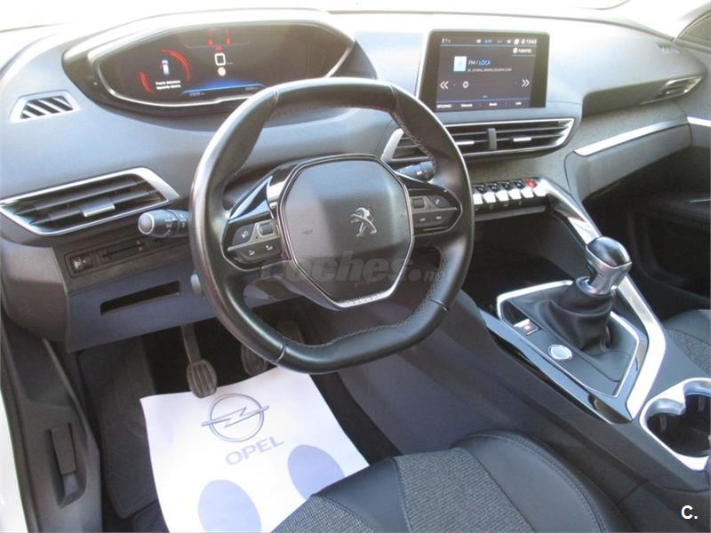 Peugeot 3008 Allure Puretech 130