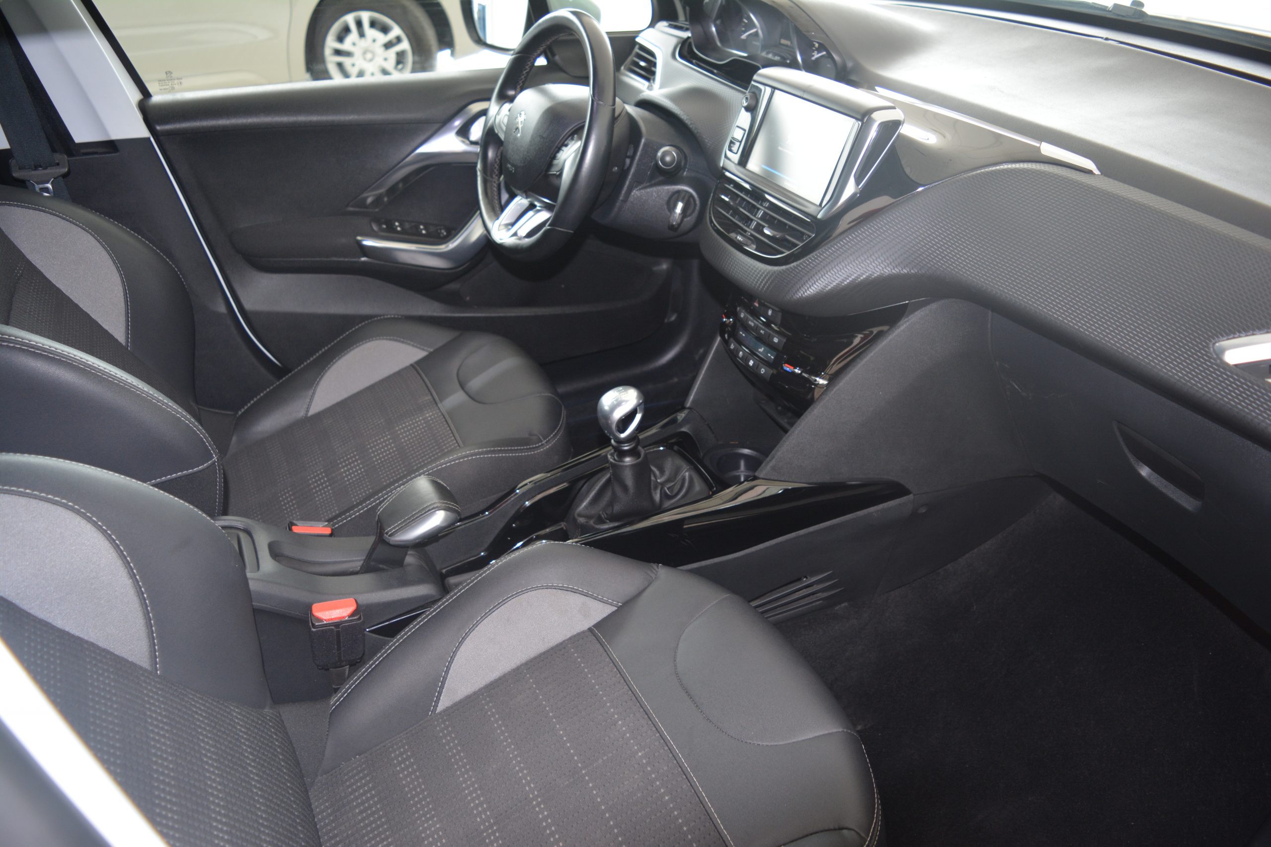 Peugeot 2008 Signature PureTech 82
