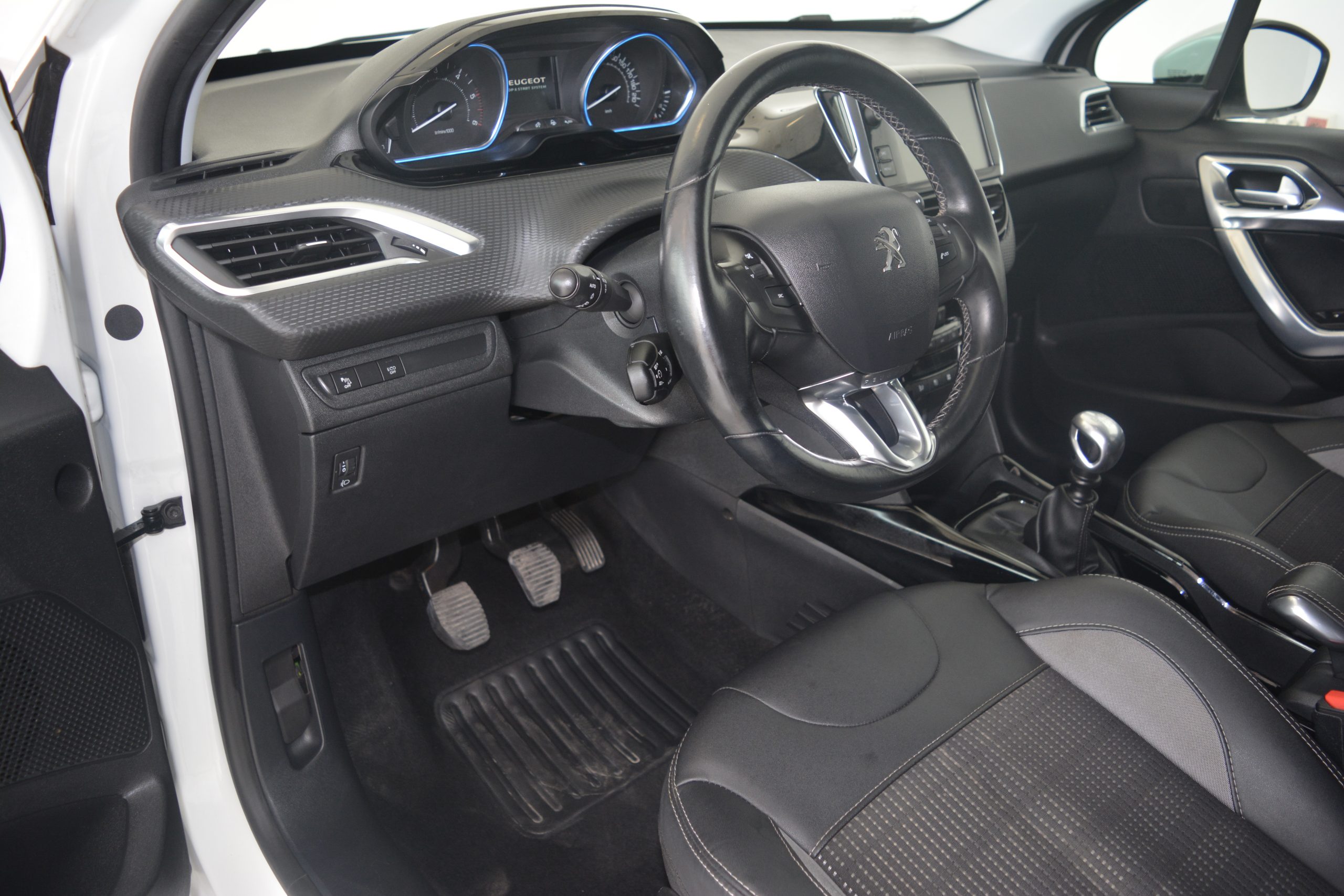 Peugeot 2008 Signature PureTech 82