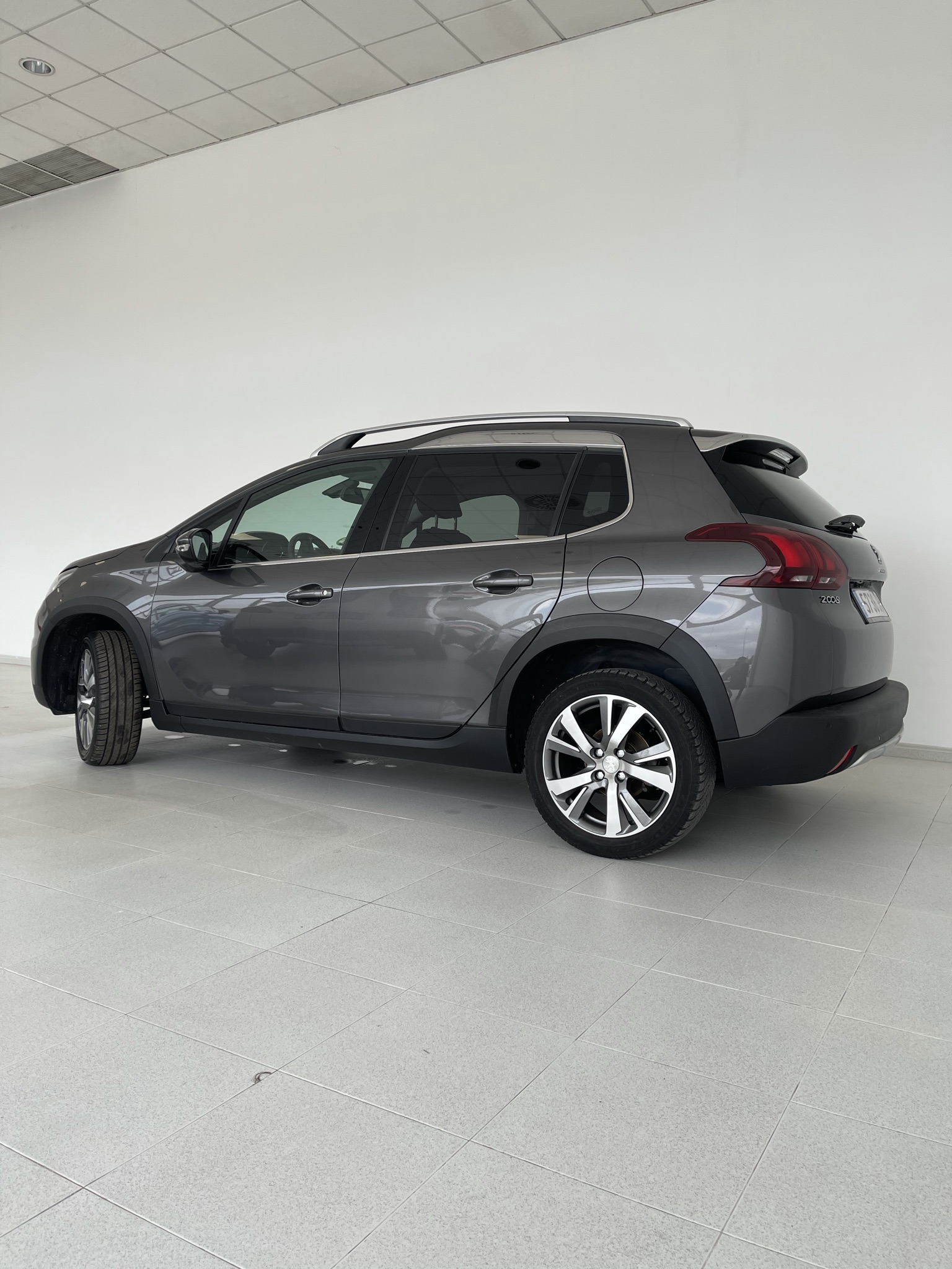 Peugeot 2008 Allure 1.2 PureTech 110