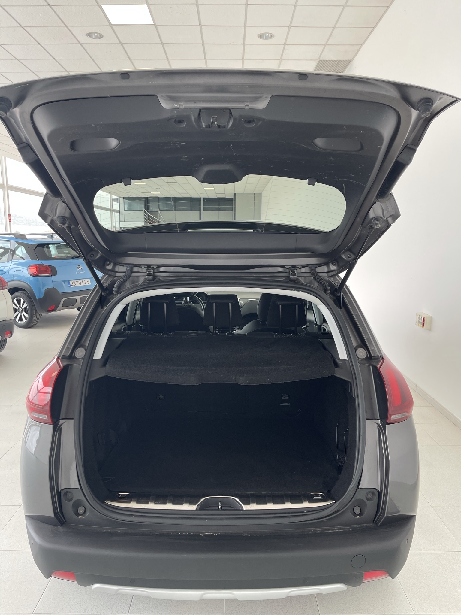 Peugeot 2008 Allure 1.2 PureTech 110