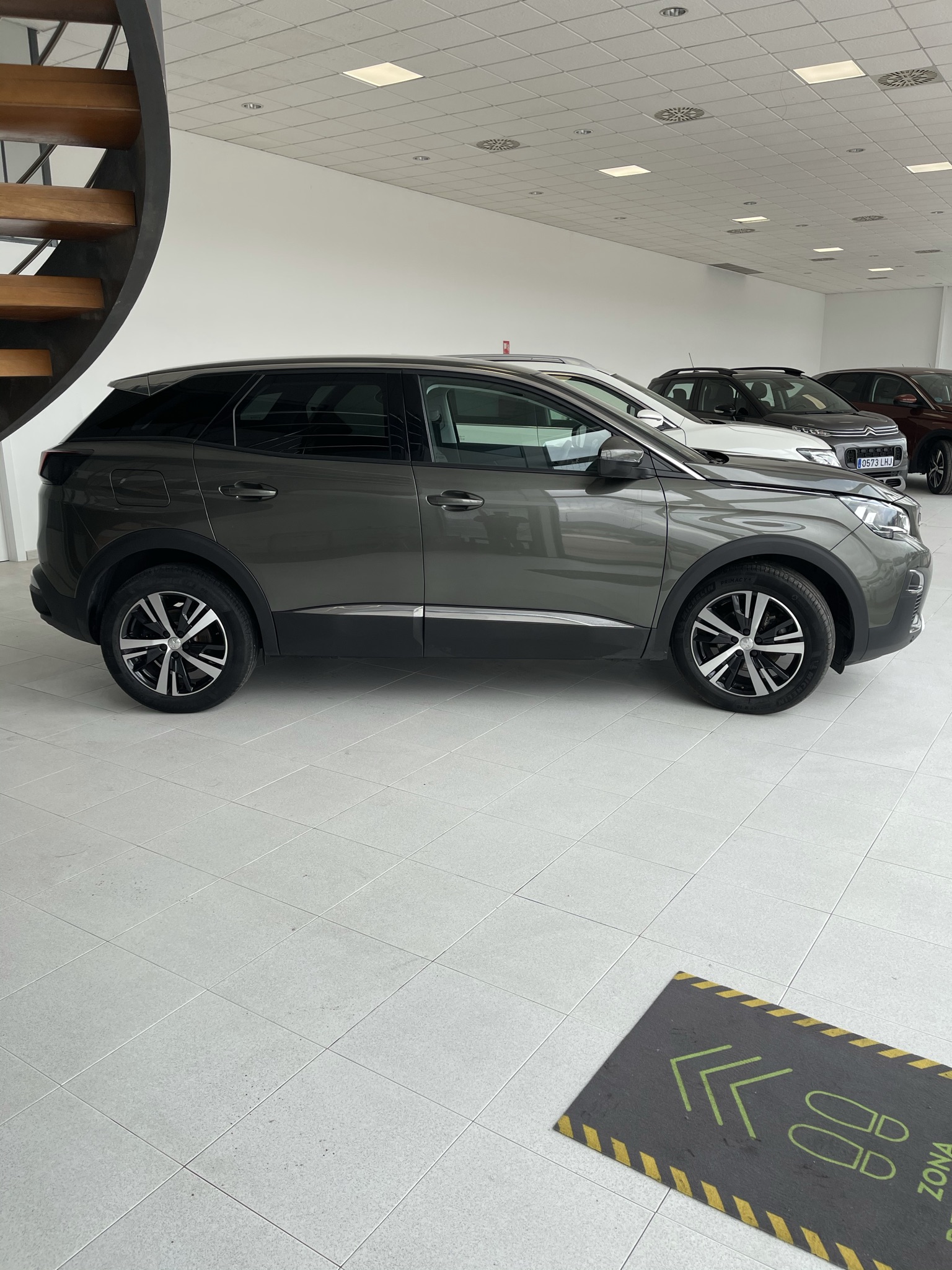 Peugeot 3008 Allure PureTech 130 S&S 6 Vel. MAN