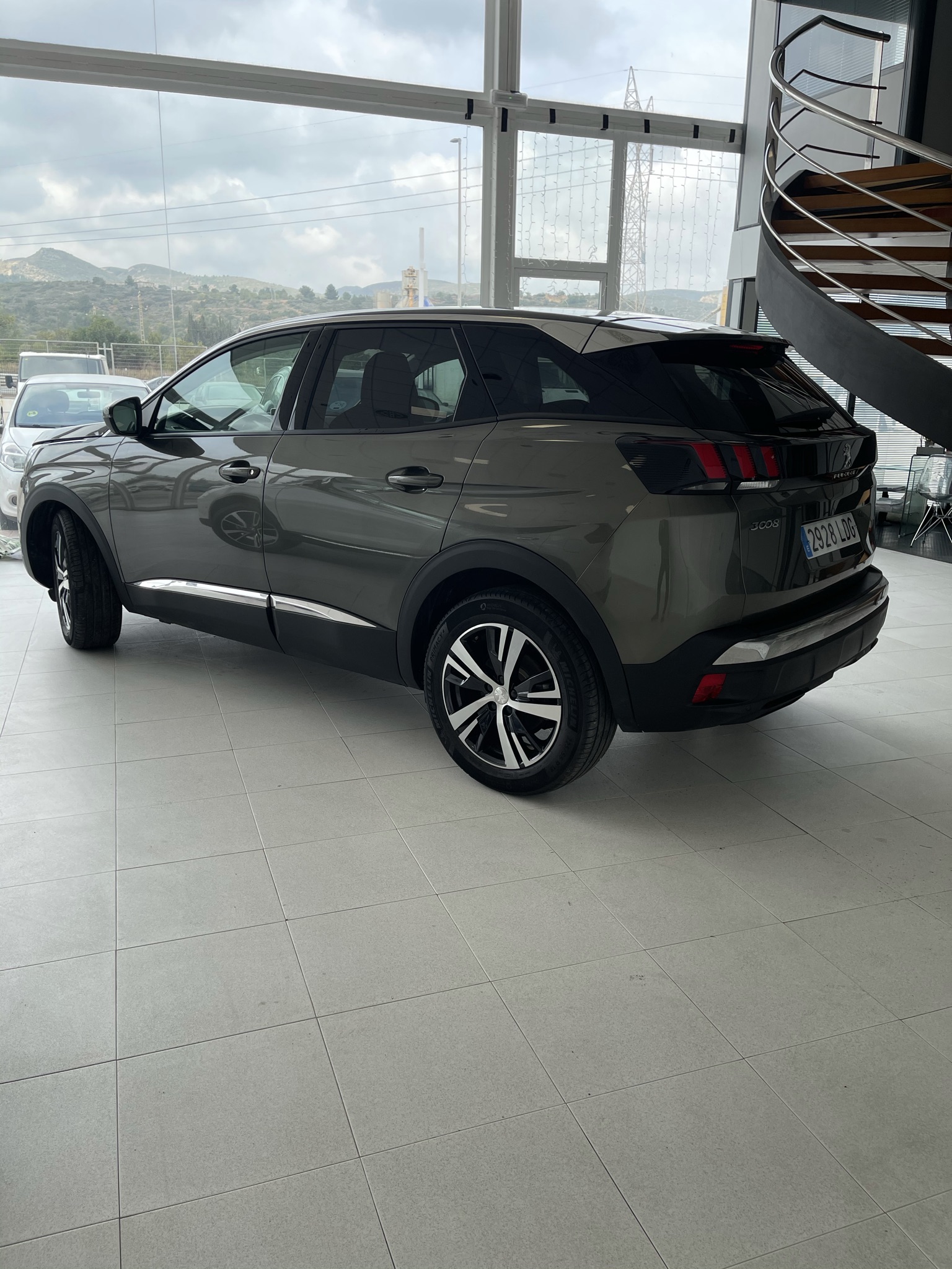 Peugeot 3008 Allure PureTech 130 S&S 6 Vel. MAN