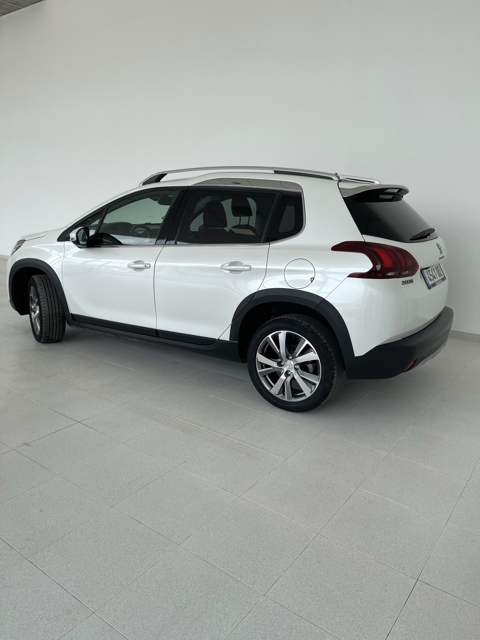 Peugeot 2008 Allure PureTech 130 S&S