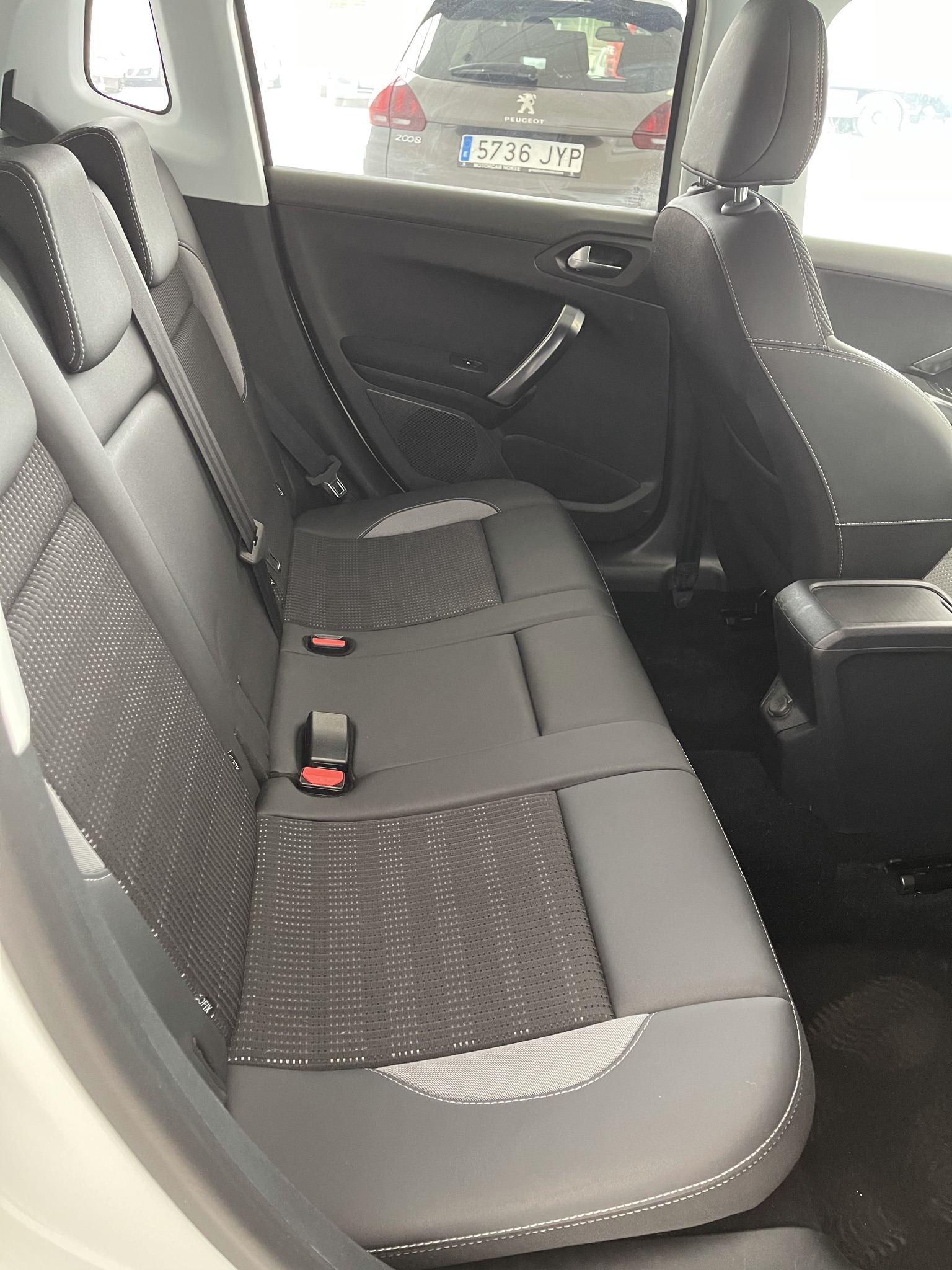 Peugeot 2008 Allure PureTech 130 S&S
